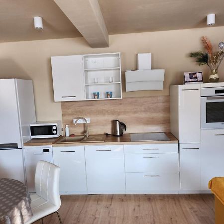 Apartman Greenside Μιχάλοβτσε Εξωτερικό φωτογραφία