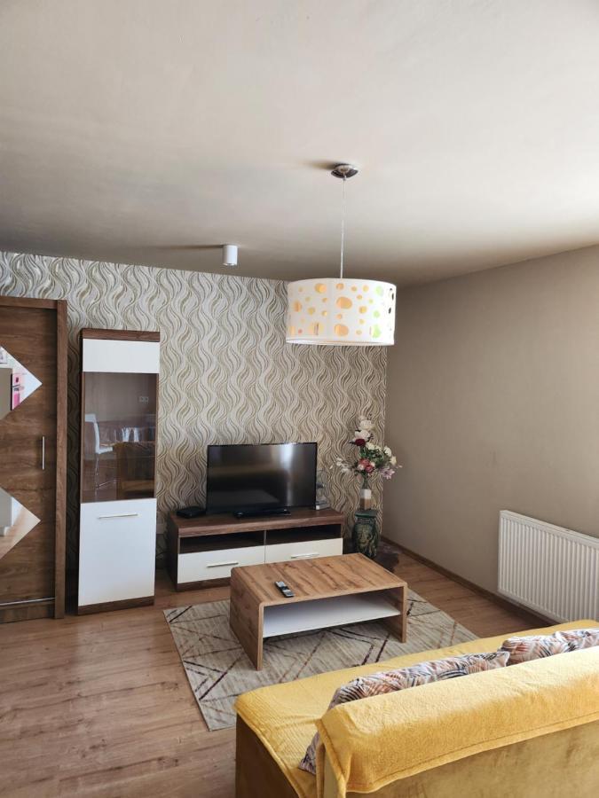 Apartman Greenside Μιχάλοβτσε Εξωτερικό φωτογραφία